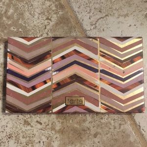 TARTE clay play palette